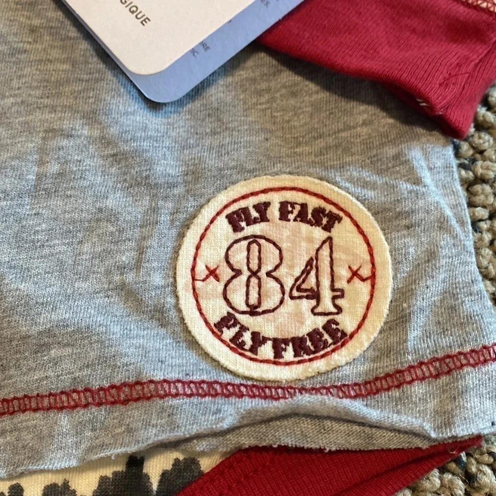 NWT Burt’s Bees Long Sleeved Onesie Size 24 Months